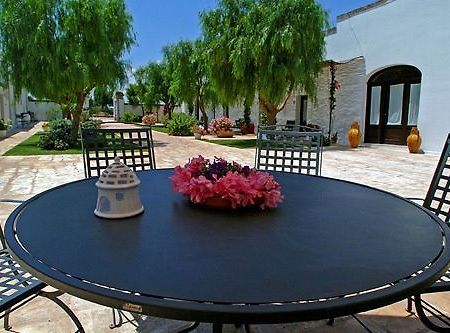 Hotel Masseria L'Ovile ออสตูนี ภายนอก รูปภาพ